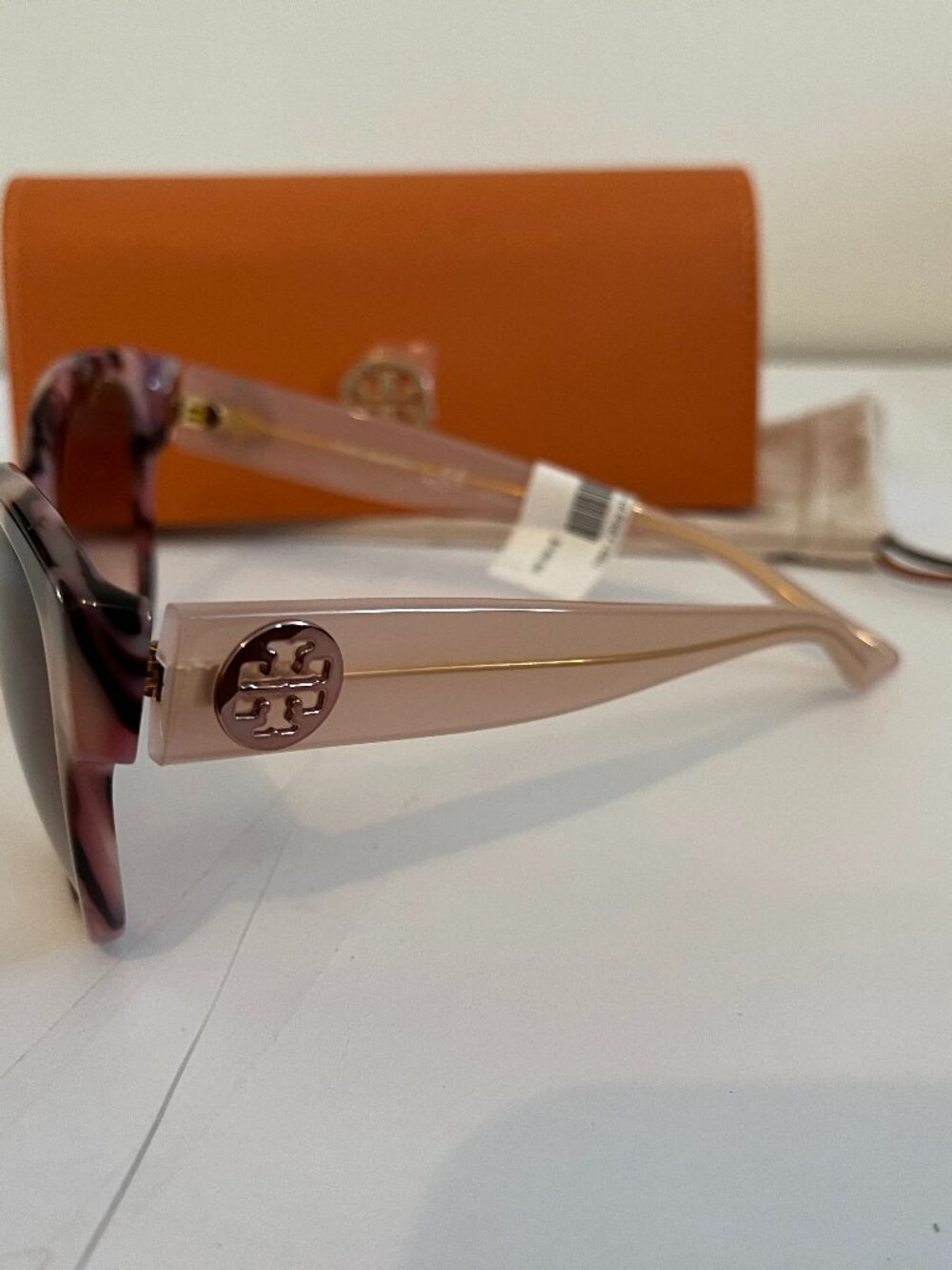 Tory Burch TY7155U Pink Gradient Sunglasses | NWT | Includes Case - Picture 2 of 5